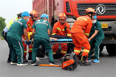 麦盖提沛县道路救援